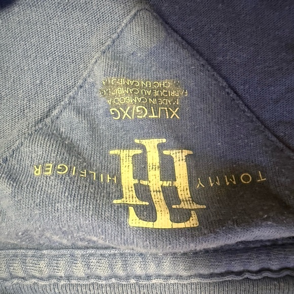 Tommy Hilfiger Light Blue University Tee - Picture 4 of 6